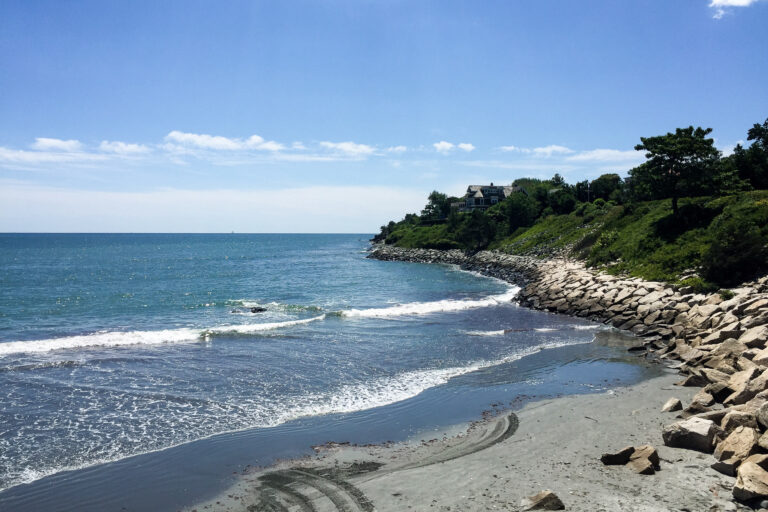 Newport-Middleton Beach