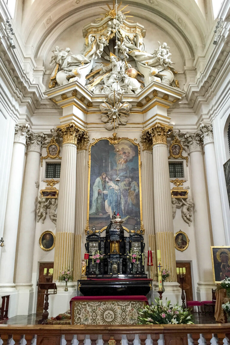 Kośiół pw. Wszystkich Świętych
