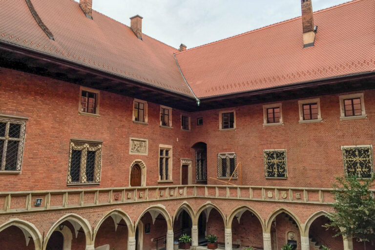 Jagiellonian University // Uniwersytet Jagielloński // Universitas Jagellonica Cracoviensis