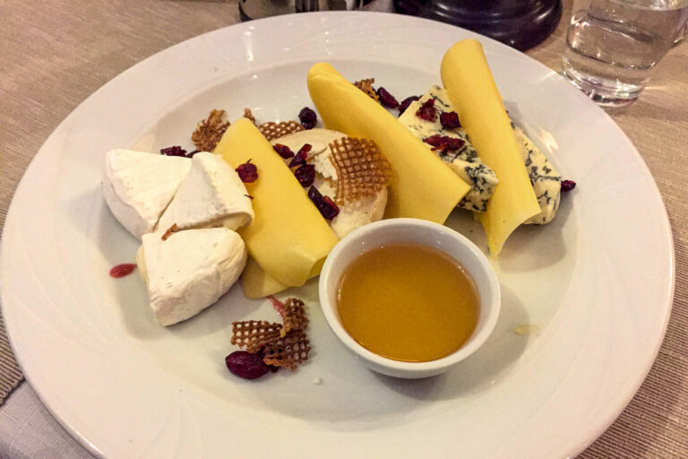 Kraków cheese plate