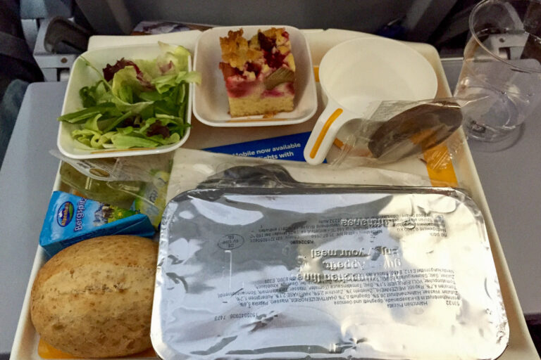 Lufthansa lunch