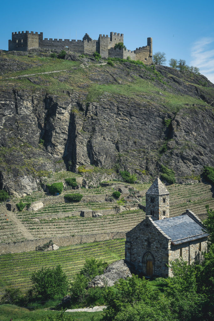 A smaller chapel below the Basilique